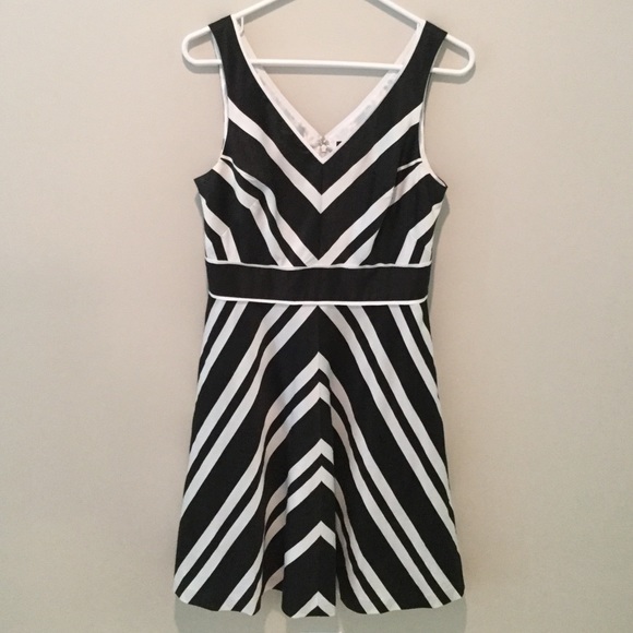 White House Black Market Dresses & Skirts - White House Black Market Dress